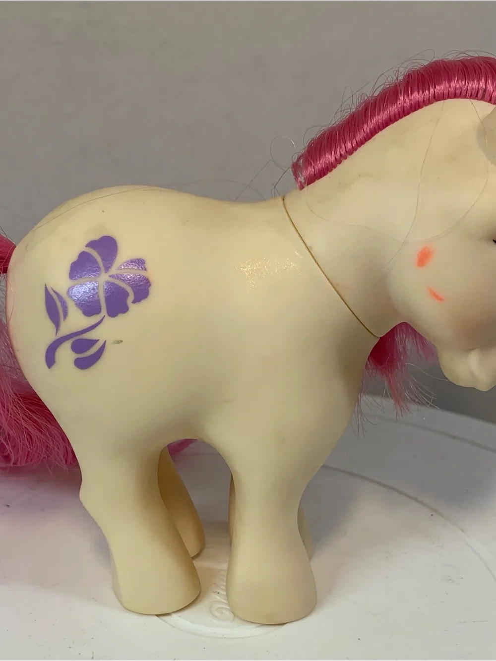 My Little Pony G3 Violet 6” Birthflower Collection.   1982.                 3671